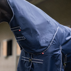 Coperta da paddock Imperial Riding Basic con copricollo rimovibile 200 g Marina Blu marino Coperta da paddock Imperial Riding Basic con copricollo rimovibile 200 g Marina Blu marino