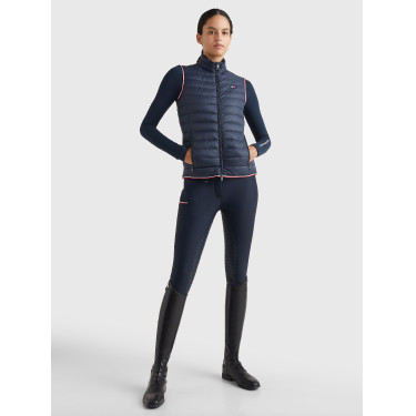 Gilet smanicato da donna Tommy Hilfiger Equestrian leggero in piumino riciclato Cielo del deserto Blu Gilet smanicato da donna Tommy Hilfiger Equestrian leggero in piumino riciclato Cielo del deserto Blu