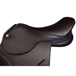 Selle doublée Saumur personnalisée Privilege Equitation Marron / bleu électrique Selle doublée Saumur personnalisée Privilege Equitation Marron / bleu électrique