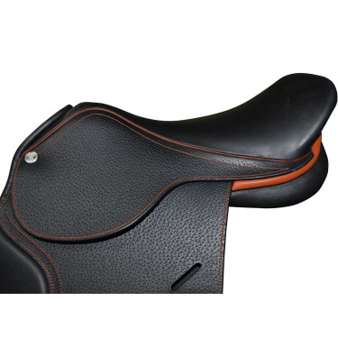 Sella foderata Saumur personalizzata Privilege Equitation Sella foderata Saumur personalizzata Privilege Equitation