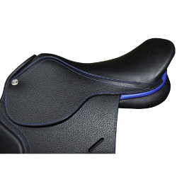 Selle doublée Saumur personnalisée Privilege Equitation Marron / bleu électrique Selle doublée Saumur personnalisée Privilege Equitation Marron / bleu électrique
