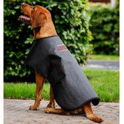 Cappotto per cani terapeutico Horseware con luce rossa a LED Nero / nero Cappotto per cani terapeutico Horseware con luce rossa a LED Nero / nero