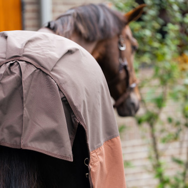 Coperta da esterno Imperial Riding Customized 400 g con collo Marrone scuro / marrone chiaro