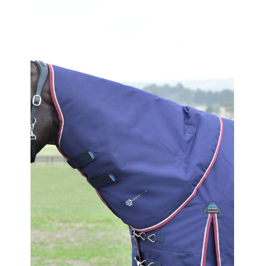 Coperta ComFiTec Essential Turnout Weatherbeeta 50 g con collo staccabile Marino / bordeaux Blu