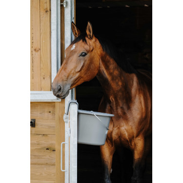 Mangiatoia Hippotonic con ganci e manico Grigio scuro Mangiatoia Hippotonic con ganci e manico Grigio scuro