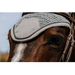 Cuffia antimosche Equithème Chic Grigio chiaro