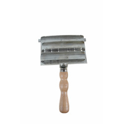 Striglia in metallo quadrata Borstiq