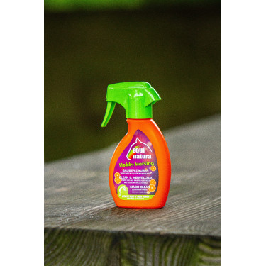 Cura rapida per cuoio Equinatura