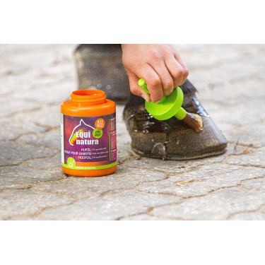 Olio per zoccoli Equinatura con pennello 450 mL