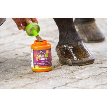 Olio per zoccoli Equinatura con pennello 450 mL