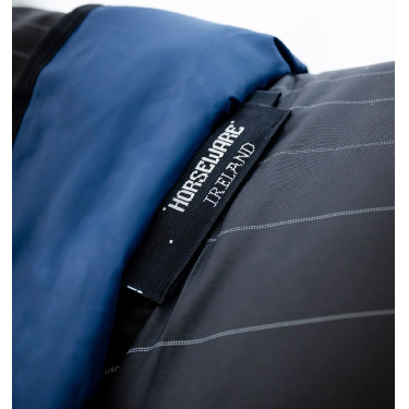 Coperta Horseware Amigo 1200D FieldSafe Reflectech Plus Turnout 50 g Nero / nero riflettente Coperta Horseware Amigo 1200D FieldSafe Reflectech Plus Turnout 50 g Nero / nero riflettente