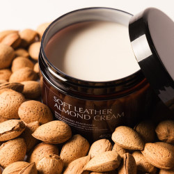 Crema delicata per cuoio alla Mandorla Grooming Deluxe Crema delicata per cuoio alla Mandorla Grooming Deluxe