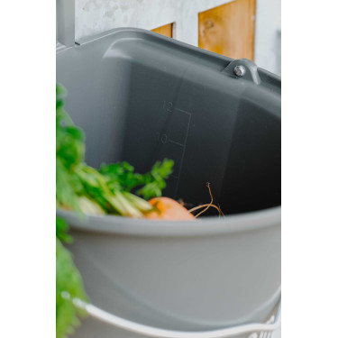 Mangiatoia Hippotonic con ganci e manico Grigio scuro Mangiatoia Hippotonic con ganci e manico Grigio scuro