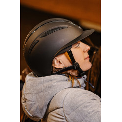 Casco Equithème Agris visiera larga Nero argentato