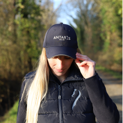 Cappellino Antares logo
