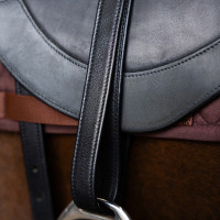 Staffili Imperial Riding con anima in nylon Nero