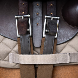 Cinghia da salto anatomica Imperial Riding con fibbie a rullo Marrone scuro Cinghia da salto anatomica Imperial Riding con fibbie a rullo Marrone scuro