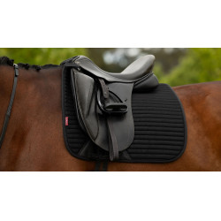 Sottosella da dressage LeMieux Square in tessuto mesh Air-Tek Nero