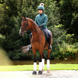 Pile con zip a un quarto Equestrian Shires Aubrion Timo Verde Pile con zip a un quarto Equestrian Shires Aubrion Timo Verde