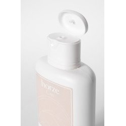 Shampoo all'olio essenziale di albero del tè Horze Rosa pallido gesso