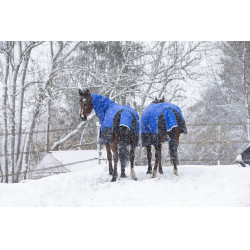 Coperta Equithème Tyrex 1200D Aisance High Neck Blu / nero Coperta Equithème Tyrex 1200D Aisance High Neck Blu / nero