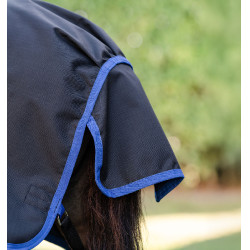 Coperta Horseware Amigo Ripstop 900D Petite Turnout 0g Nero / blu classico Coperta Horseware Amigo Ripstop 900D Petite Turnout 0g Nero / blu classico