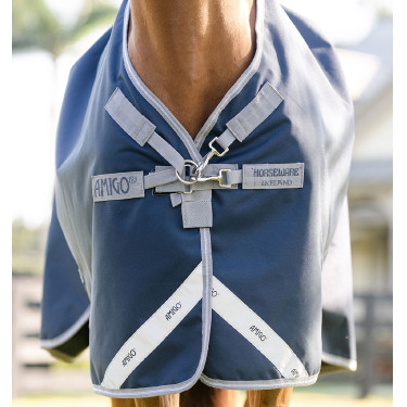 Coperta Horseware Amigo 1200D Turnout 50g Marino / grigio titanio / argento Blu marino Coperta Horseware Amigo 1200D Turnout 50g Marino / grigio titanio / argento Blu marino