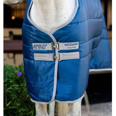 Coperta da scuderia Horseware Amigo Ripstop Insulator 50g Marine / grigio titanio Blu marino