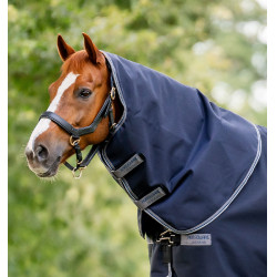 Copricollo Horseware 150g per coperta Rambo Supreme 1680D Marino / temporale / grigio argento Blu marino Copricollo Horseware 150g per coperta Rambo Supreme 1680D Marino / temporale / grigio argento Blu marino