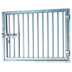 Finestra apribile con inferriate La Gée per box