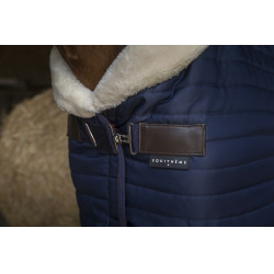 Coperta da scuderia Equithème Teddy foderata in pile sintetico Coperta da scuderia Equithème Teddy foderata in pile sintetico