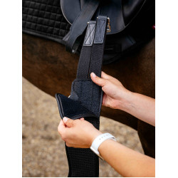 Sottopancia Hunter con fodera rimovibile antiscivolo nera LeMieux Sottopancia Hunter con fodera rimovibile antiscivolo nera LeMieux