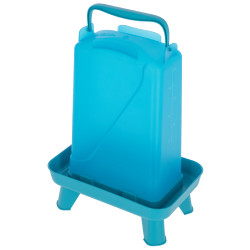 Abbeveratoio in plastica su piedistallo Abbeveratoio in plastica su piedistallo