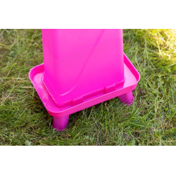 Abbeveratoio in plastica su piedistallo Abbeveratoio in plastica su piedistallo