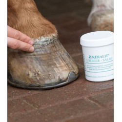 Pomata all’alloro per zoccoli cavallo Keralit 300 ml