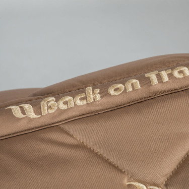 Sottosella da Dressage Night Collection Back On Track Torrone Marrone