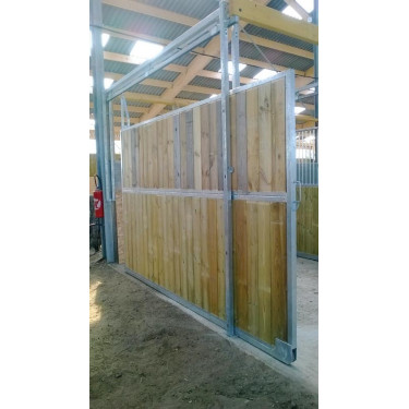 Séparation de box coulissante plein bois 3,5 m La Gée