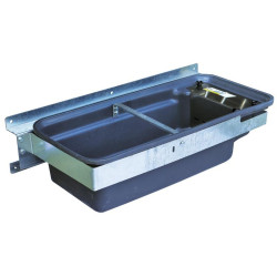 Abbeveratoio Polybac 75 M doppio con bordo a cordone e supporto di fissaggio La Gée