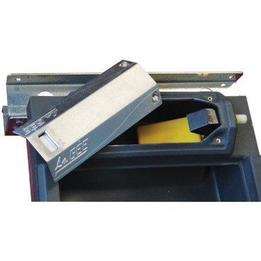 Abbeveratoio Polybac 25 M semplice con bordo interno e supporto di fissaggio La Gée Abbeveratoio Polybac 25 M semplice con bordo interno e supporto di fissaggio La Gée