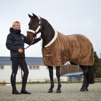 Coperta in pile Lincoln con colletto in pelliccia Horze Marrone scuro Coperta in pile Lincoln con colletto in pelliccia Horze Marrone scuro