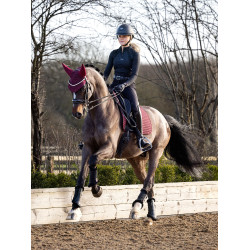 Tapis LeMieux dressage Soft Shell antidérapant Bordeaux
