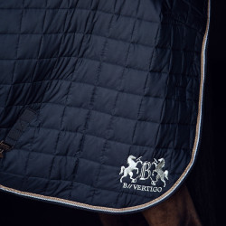 Coperta da scuderia B Vertigo Theo 150 g Coperta da scuderia B Vertigo Theo 150 g